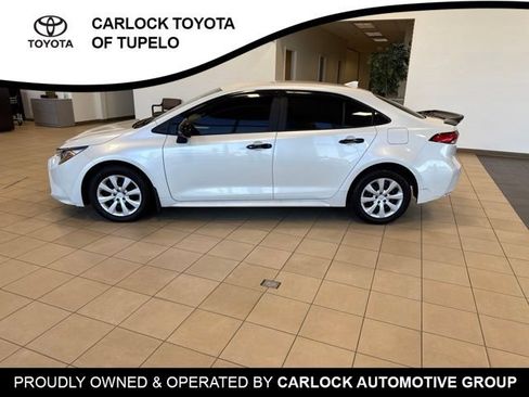 Used 2026 Toyota Corolla LE FWD image 1