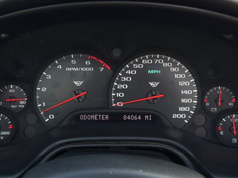 Used 2004 Chevrolet Corvette Convertible w/ Preferred Equipment Group RWD image 12