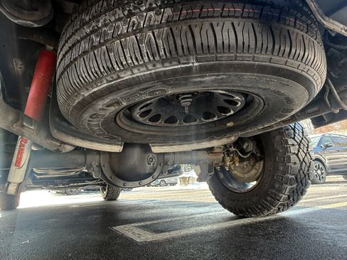 Used 2020 Chevrolet Silverado 1500 LT Trail Boss image 35