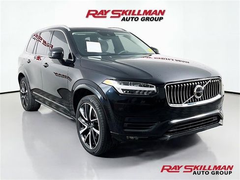 Used 2020 Volvo XC90 T6 Momentum w/ Protection Package Premier image 1