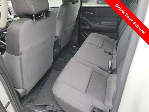 Certified 2025 Nissan Frontier SV RWD image 25