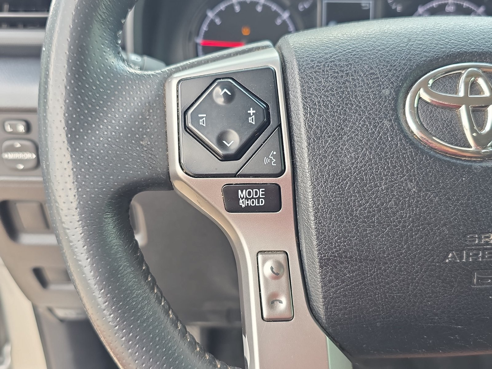 Used 2023 Toyota 4Runner SR5 AWD/4WD image 14