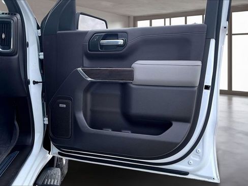 Used 2021 GMC Sierra 1500 SLT w/ SLT Premium Plus Package image 29