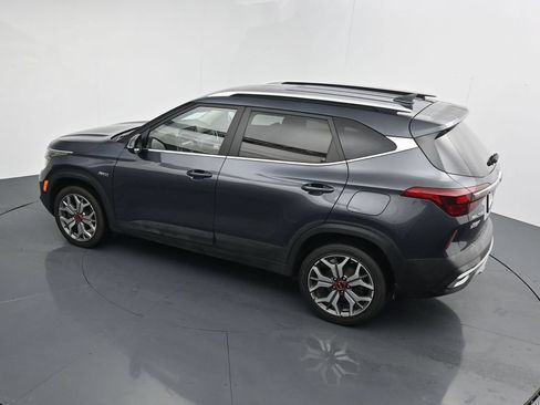 Used 2021 Kia Seltos S AWD/4WD image 32