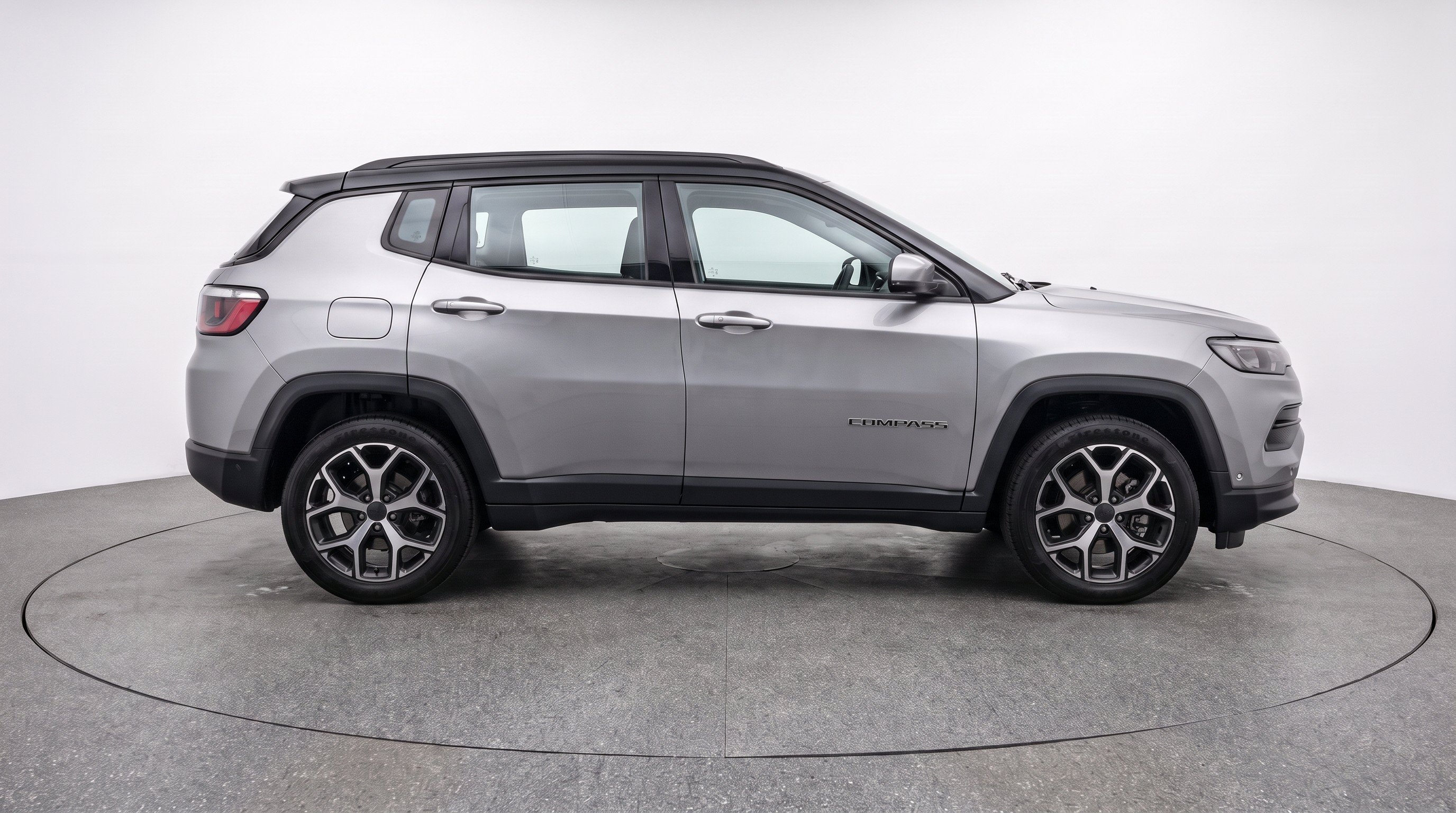 Used 2025 Jeep Compass Limited AWD/4WD image 10