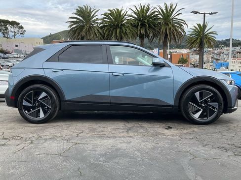 Used 2025 Hyundai Ioniq 5 SEL image 3