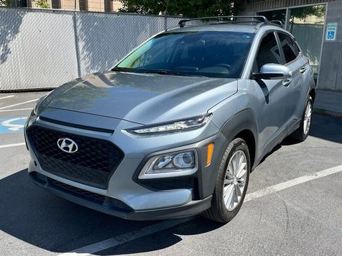 Used 2021 Hyundai Kona SEL AWD/4WD image 3