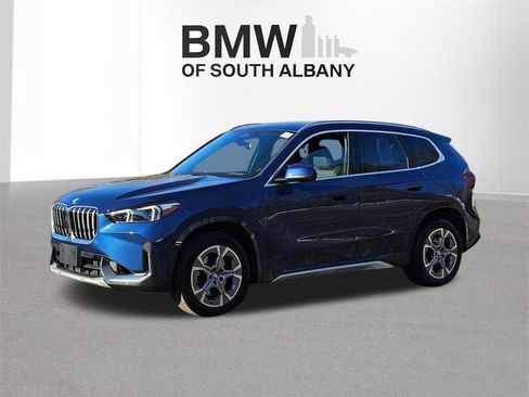 Used 2025 BMW X1 xDrive28i w/ Premium Package image 6