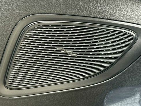 Used 2023 Mercedes-Benz C 300 Sedan image 21