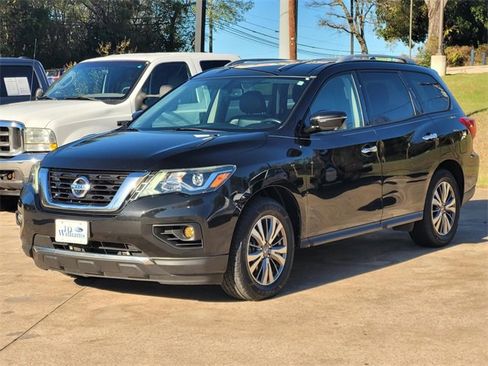 Used 2019 Nissan Pathfinder SL image 3