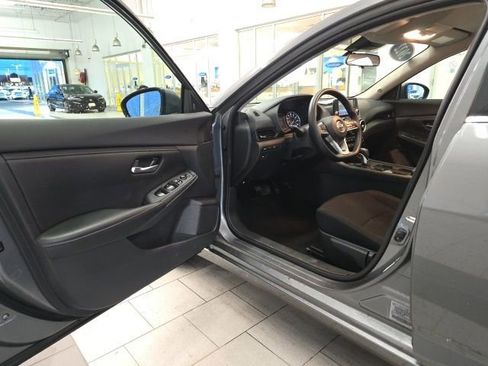 Used 2022 Nissan Sentra S image 14