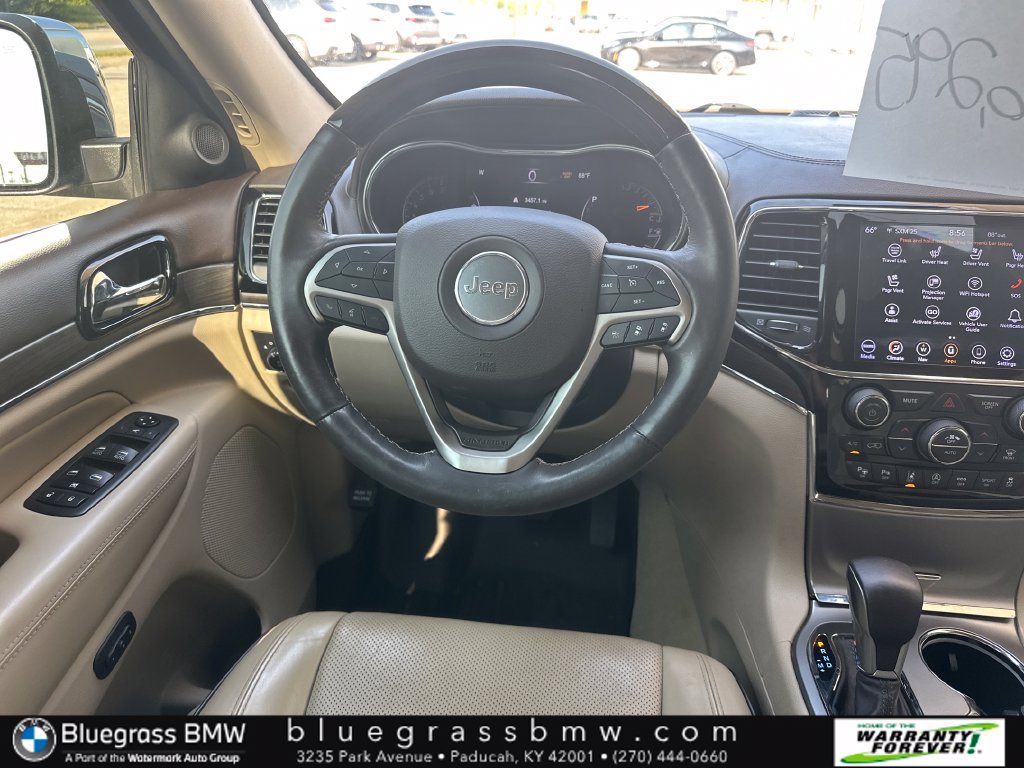 Used 2020 Jeep Grand Cherokee Overland AWD/4WD image 12