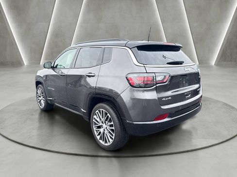 Used 2024 Jeep Compass Limited w/ Elite Group AWD/4WD image 5