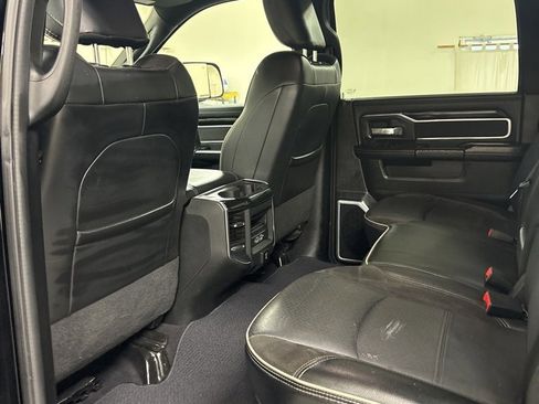 Used 2020 RAM 2500 Laramie w/ Night Edition image 23