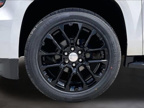 Used 2019 Chevrolet Tahoe LT AWD/4WD image 33