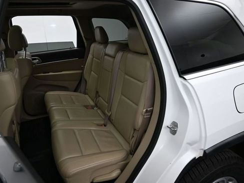 Used 2015 Jeep Grand Cherokee Limited w/ Luxury Group II AWD/4WD image 29