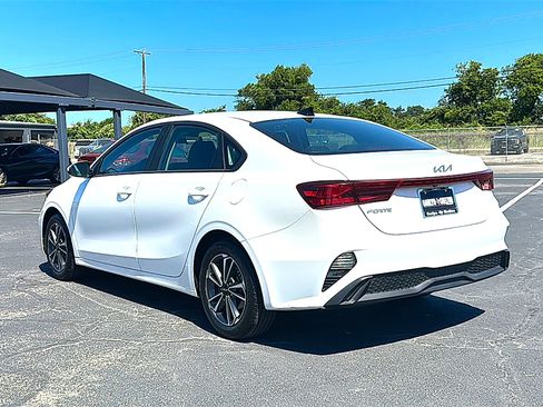 Used 2024 Kia Forte LXS FWD image 6