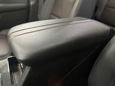 Certified 2025 Chevrolet Blazer RS w/ Enhanced Convenience Package image 40