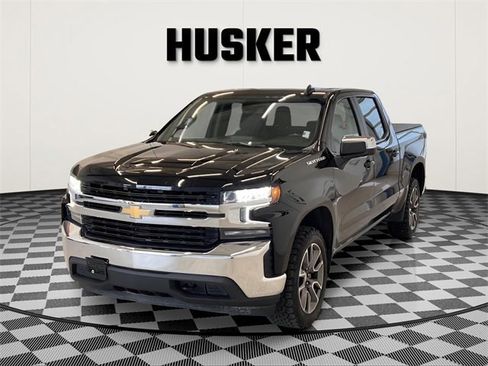Used 2022 Chevrolet Silverado 1500 LT image 4