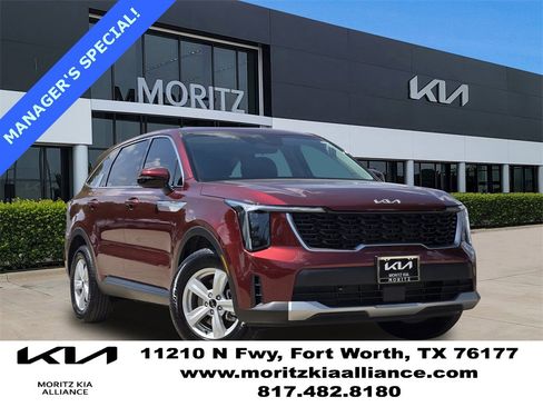 New 2025 Kia Sorento LX image 1