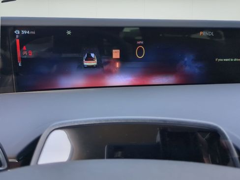 New 2026 Lincoln Nautilus Premier AWD/4WD image 13