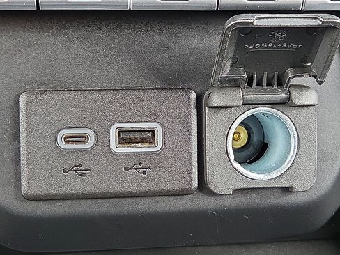 Used 2022 Chevrolet Silverado 2500 High Country w/ LPO, Hitch Package AWD/4WD image 18