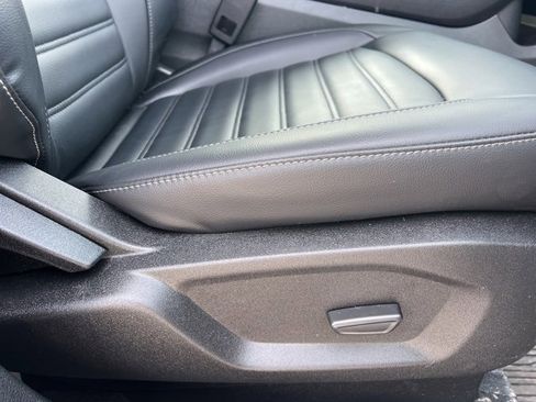 Certified 2024 Ford Edge SEL w/ Convenience Package image 12