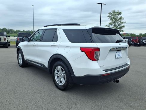 Used 2020 Ford Explorer XLT RWD image 5
