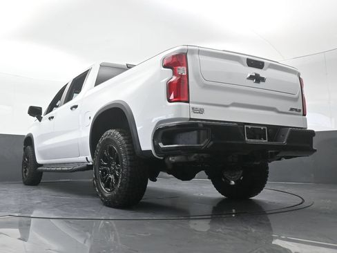 Used 2024 Chevrolet Silverado 1500 ZR2 w/ Technology Package AWD/4WD image 68