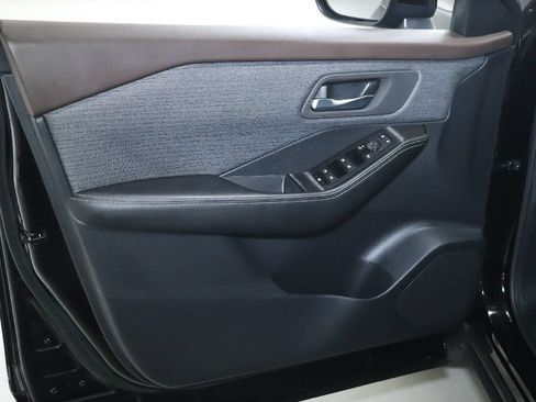 Certified 2023 Nissan Rogue SV AWD/4WD image 15