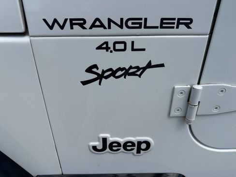 Used 1999 Jeep Wrangler Sport AWD/4WD image 16