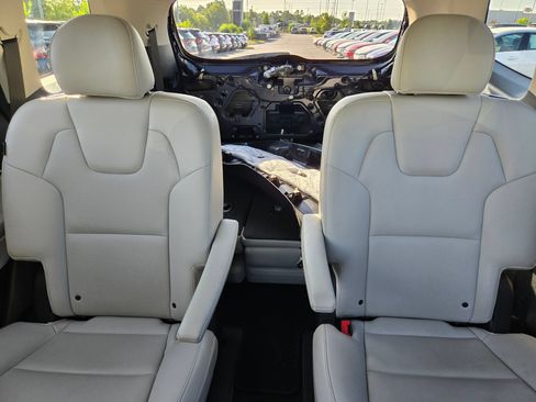 Used 2024 Kia Telluride S w/ S Sunroof Package AWD/4WD image 13