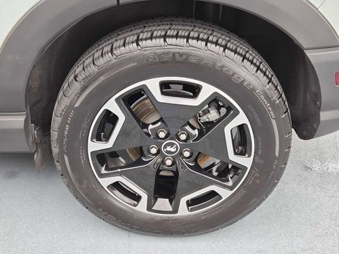 Used 2022 Ford Bronco Sport Outer Banks w/ Tech Package image 12