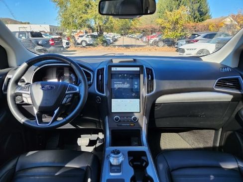 Certified 2021 Ford Edge SEL w/ Convenience Package AWD/4WD image 2
