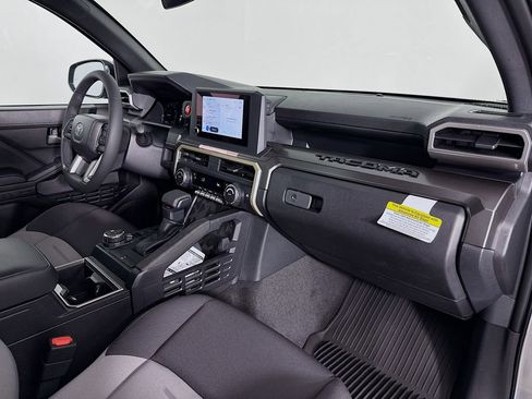 New 2026 Toyota Tacoma TRD Off-Road AWD/4WD image 31