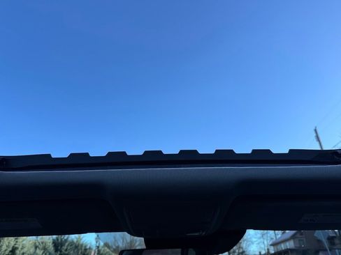 Used 2018 Honda Accord EX-L image 21