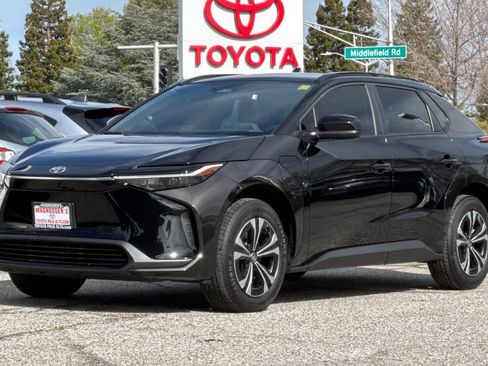 Certified 2024 Toyota bZ4X XLE image 7