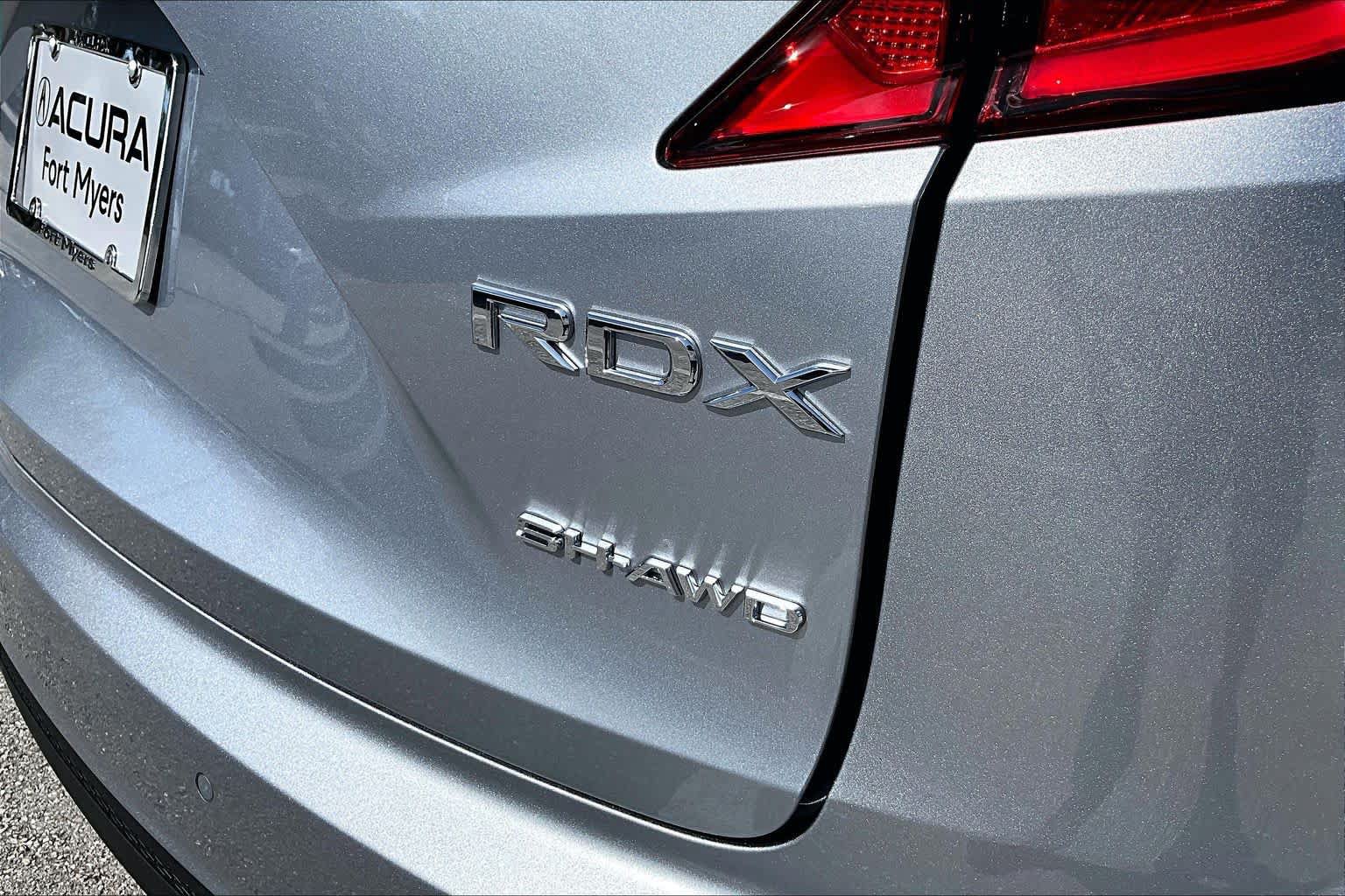 Certified 2026 Acura RDX w/ Technology Package AWD/4WD image 15