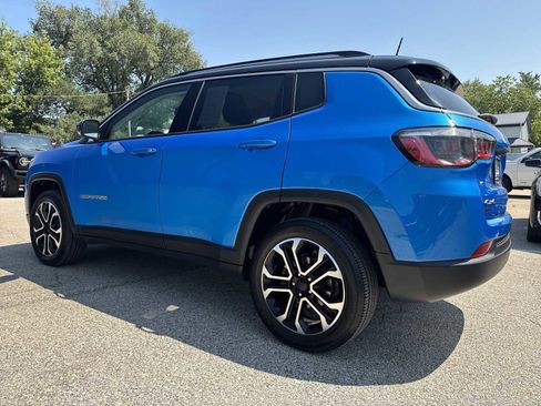 Used 2022 Jeep Compass Limited image 8