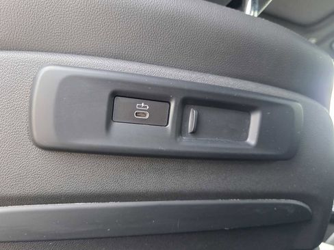 Used 2020 BMW X5 sDrive40i w/ Luxury Seating Package image 17