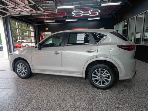 Used 2025 MAZDA CX-5 AWD 2.5 S w/ Preferred Package image 2