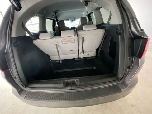 Used 2019 Honda Odyssey EX image 24