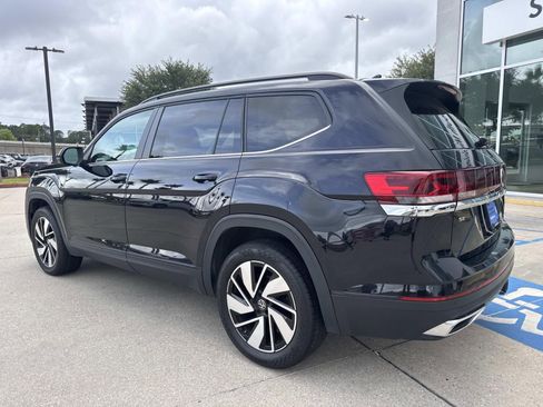 Used 2024 Volkswagen Atlas SE FWD image 7