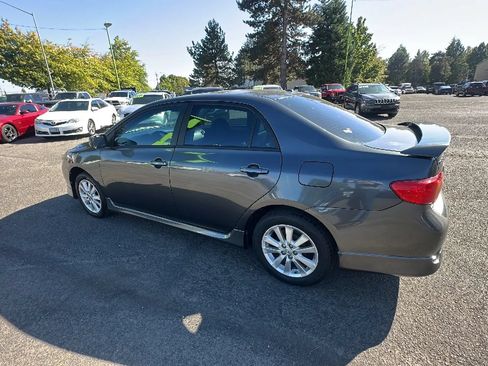 Used 2010 Toyota Corolla S FWD image 5