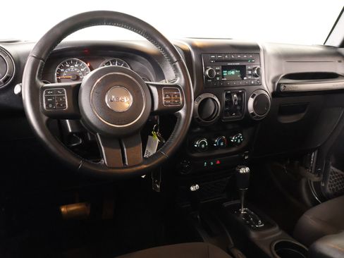 Used 2017 Jeep Wrangler Unlimited Sport w/ Quick Order Package 24S image 2