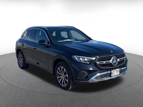Used 2024 Mercedes-Benz GLC 300 GLC 300 image 3