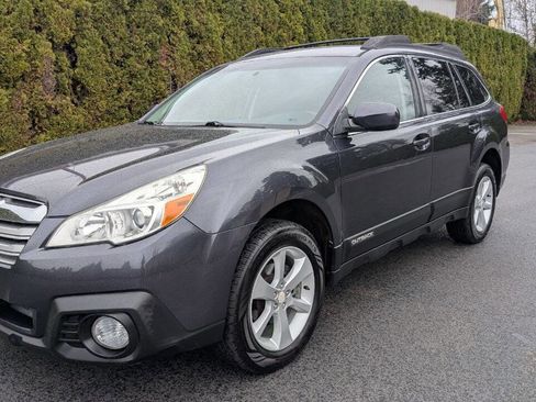 Used 2013 Subaru Outback 2.5i Premium w/ All-Weather Pkg image 1