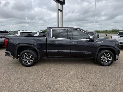 Used 2023 GMC Sierra 1500 SLE RWD image 13