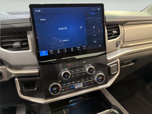 Used 2022 Ford Expedition Max XLT RWD image 18