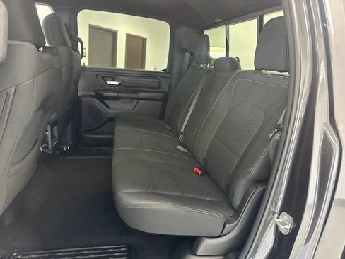 New 2026 RAM 1500 Express AWD/4WD image 17